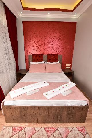 Rays Hotel