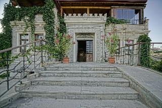 Alaturca House
