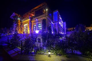 Alaturca House