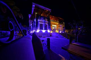 Alaturca House