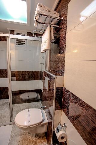 Grand Akcali Hotel