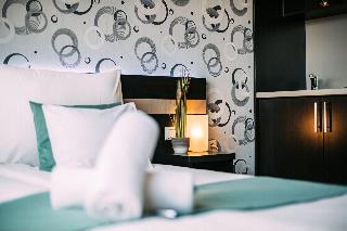 Auris Hotel