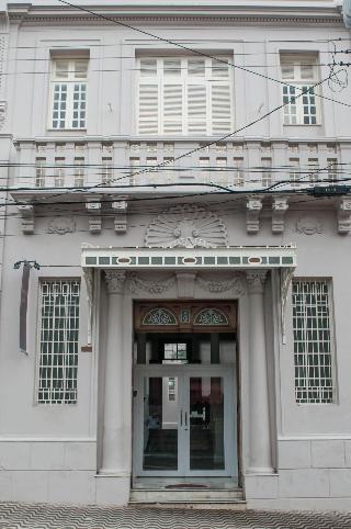 Nhm Hotel
