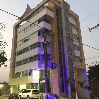 Hotel Titanium Plaza