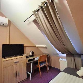 Hotel Unicornis