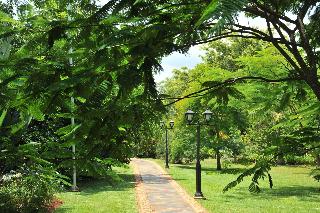 Summerfield Luxury Resort & Botanical Garden