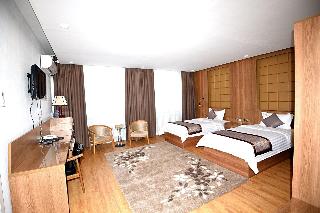 Puma Imperial Hotel HAB