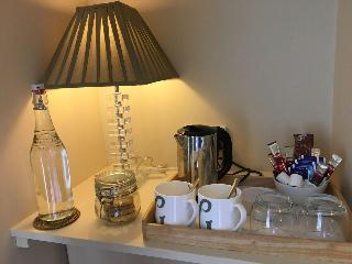 Ashbury Bed And Breakfast