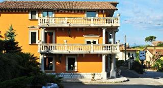 Lo Scrigno B&B