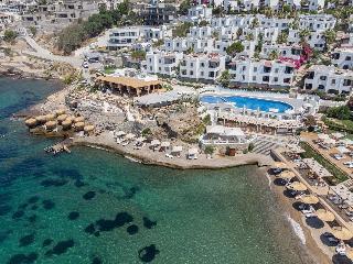 Yaz Beach Hotel