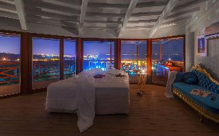Aeneas Hotel
