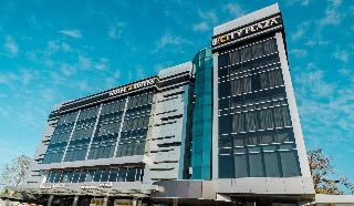 City Plaza Hotel & Suites