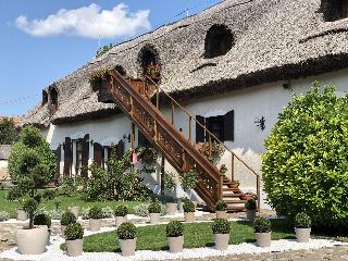 The Houses Of History - Anno 1830