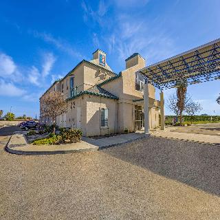 Howard Johnson by Wyndham Lemoore