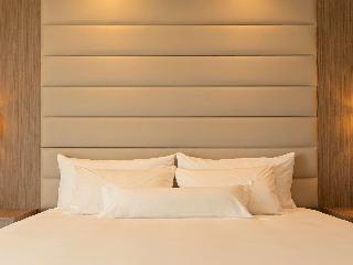 Room Room