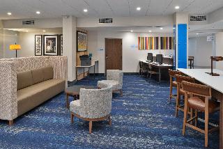 Holiday Inn Express Orlando - South Park