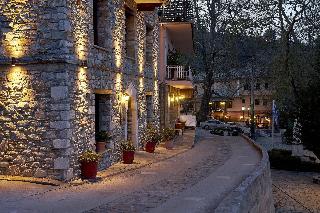 Atrapos Hotel