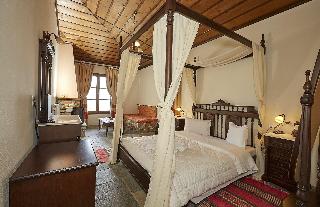 Atrapos Hotel