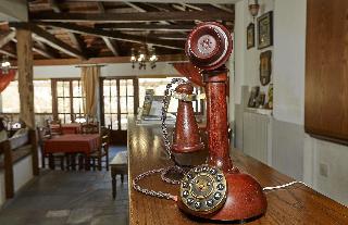 Atrapos Hotel