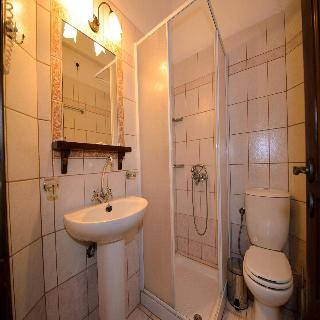 Atrapos Hotel