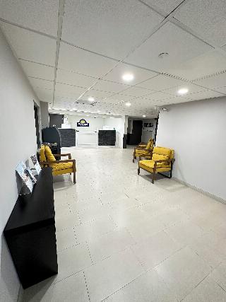 Days Inn By Wyndham Mandan Bismarck Area
