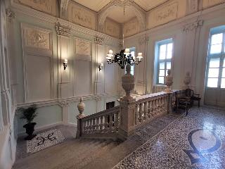 Royal Palace Hotel