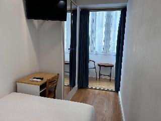 Room Room