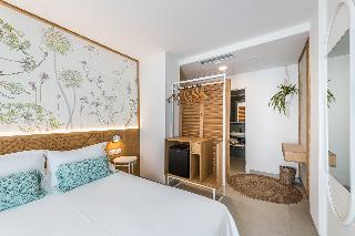 Room Room
