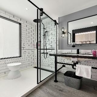 Room:DBL.QN