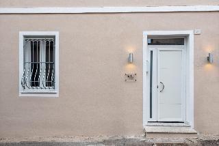 Altrè Guesthouse