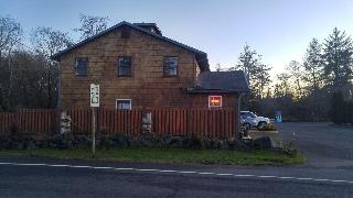 South Jetty Inn