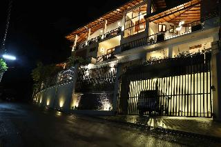 Rivora Residence