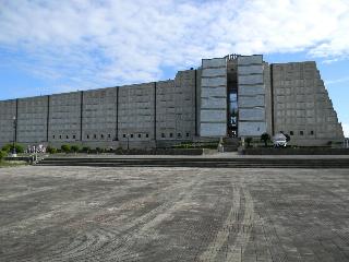 Golden House Hotel & Restaurant