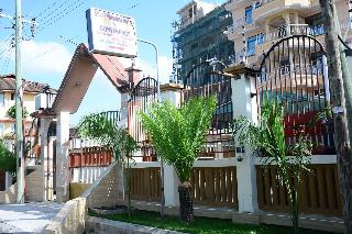 Silver Paradise Hotel