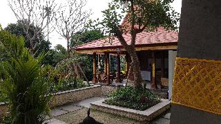 D' Djabu Guest House Echo Beach