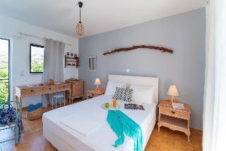 Eco Beach And Magic Garden