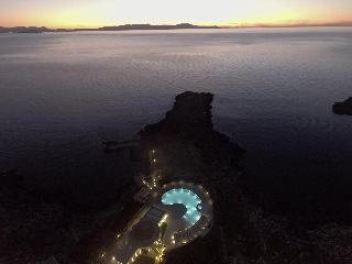 Kavos Hotel