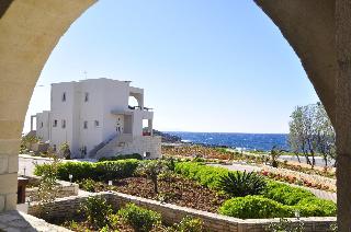Kavos Hotel