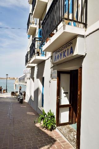 Lucia Hotel