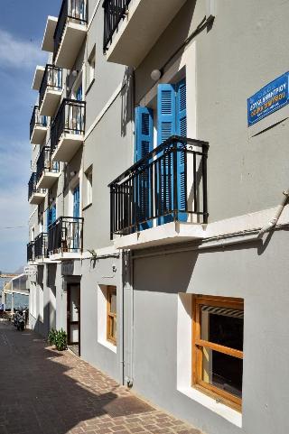 Lucia Hotel