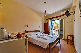 Lucia Hotel