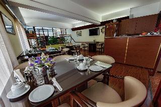 Lucia Hotel