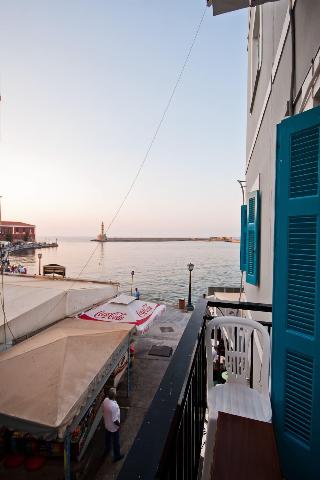 Lucia Hotel