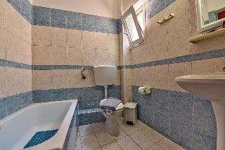 Lucia Hotel