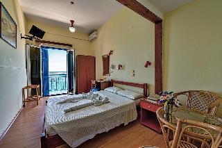 Lucia Hotel