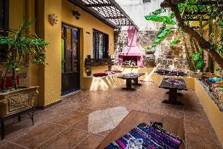 Spot Hotel