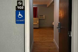 Rodeway Inn Emporia