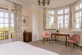 Room Room