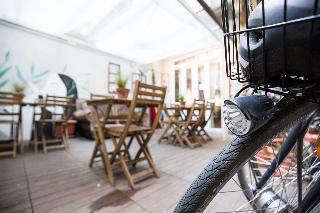 Tomato Backpackers Hotel