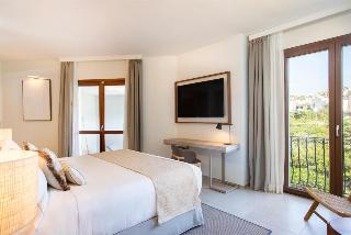 King One Bedroom Suite